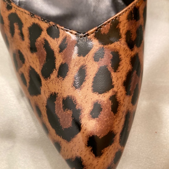 Stuart Weitzman Animal Print Leopard Brown Black Patent Pumps Size 7.5  VGUC - Picture 9 of 14